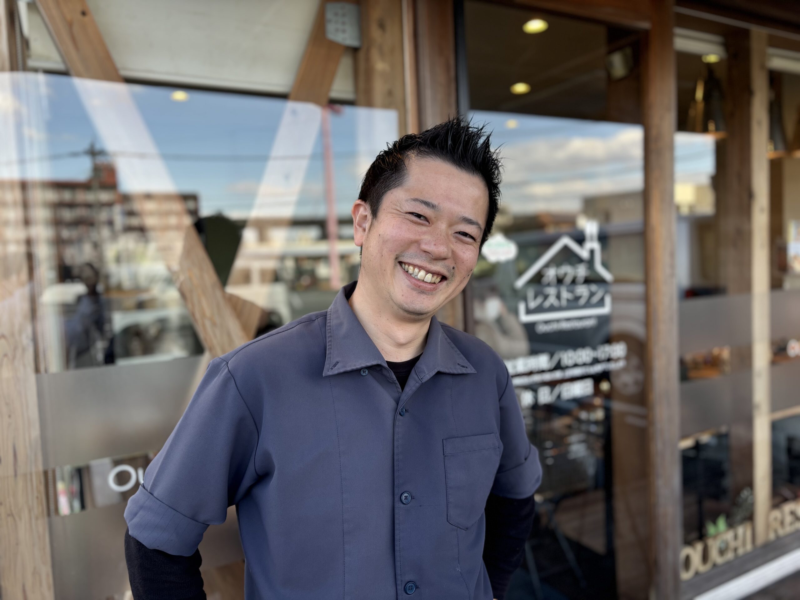 オウチレストラン店長　K.T